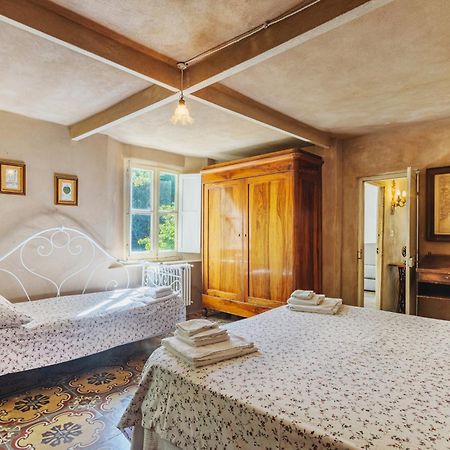 Agriturismo Di Charme E Ristorante Stallato Il Filo Di Paglia Carro Dış mekan fotoğraf
