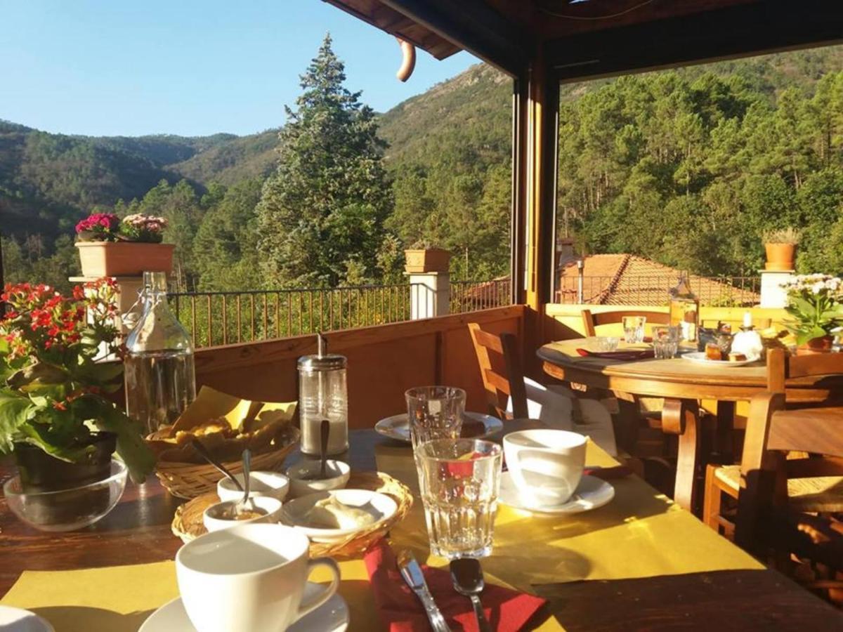 Agriturismo Di Charme E Ristorante Stallato Il Filo Di Paglia Carro Dış mekan fotoğraf