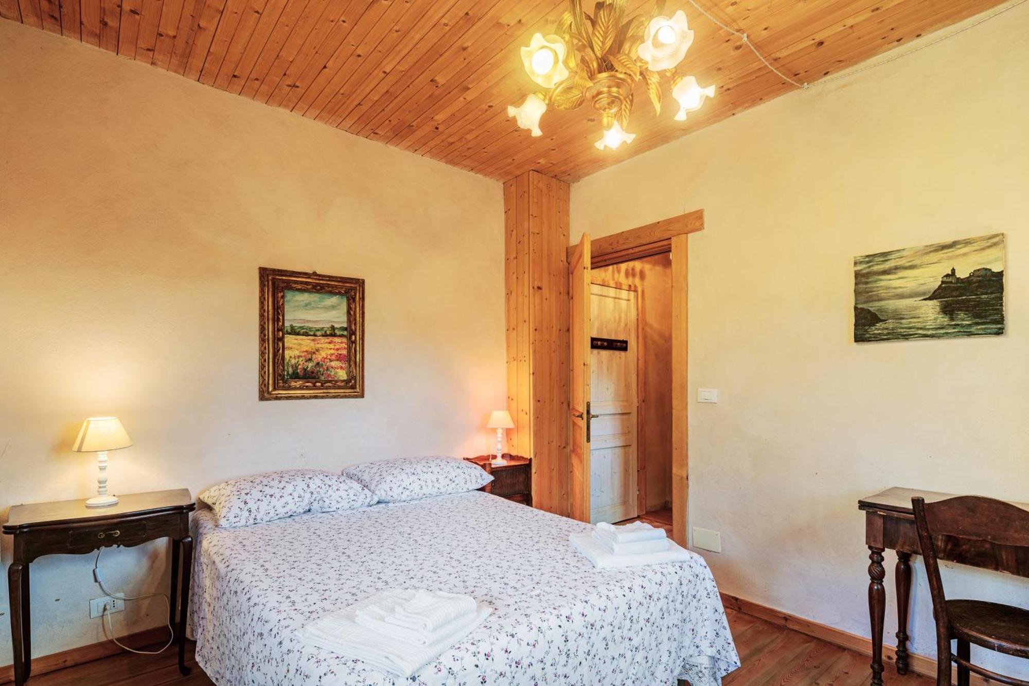 Agriturismo Di Charme E Ristorante Stallato Il Filo Di Paglia Carro Dış mekan fotoğraf